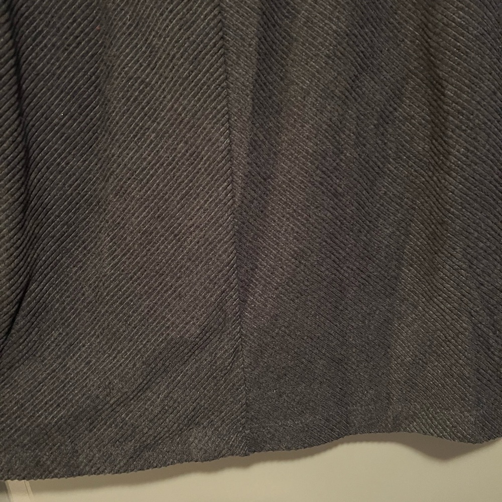 Gray pullover top - Picture 6 of 9